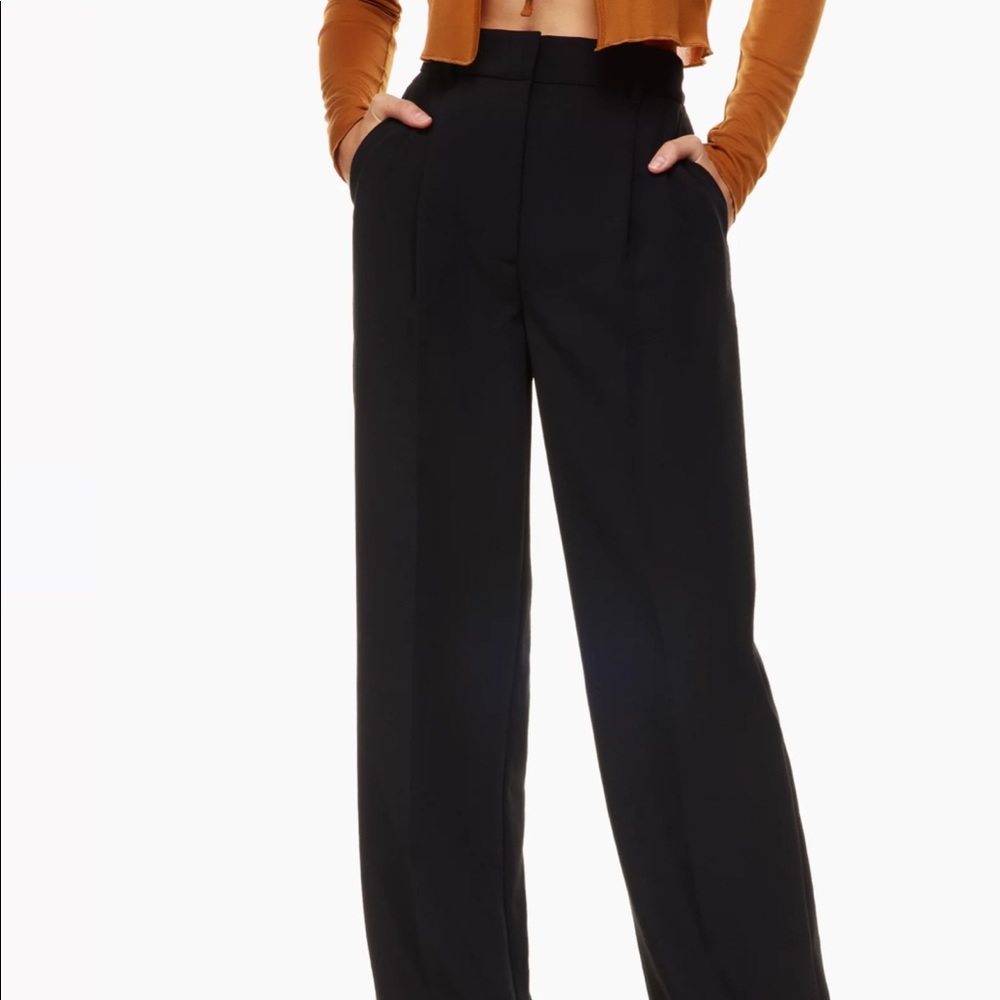 Aritzia Wilfred Effortless Pant size 0